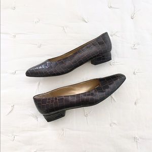 SOLD- Vintage Nina Leather Alligator Heels